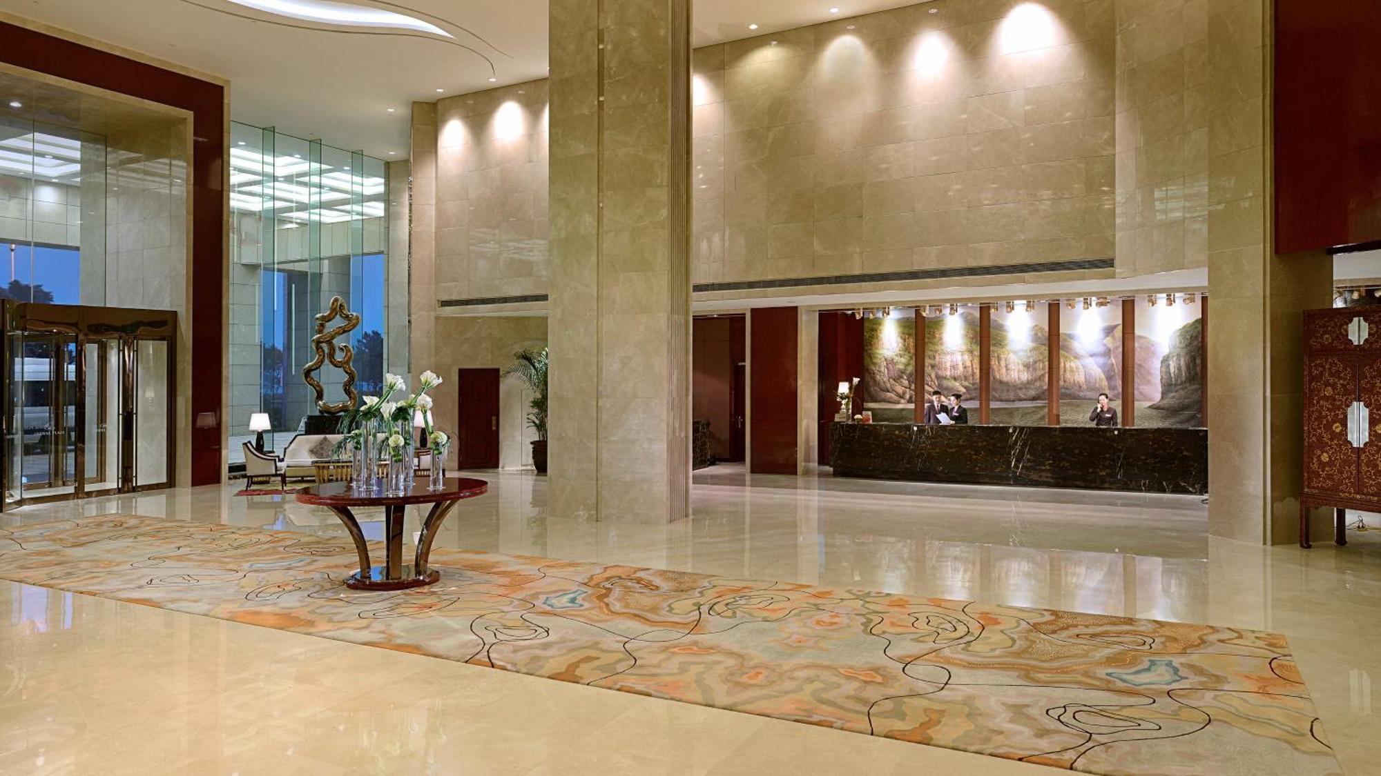 ホテル Crowne Plaza Zhenjiang By Ihg エクステリア 写真