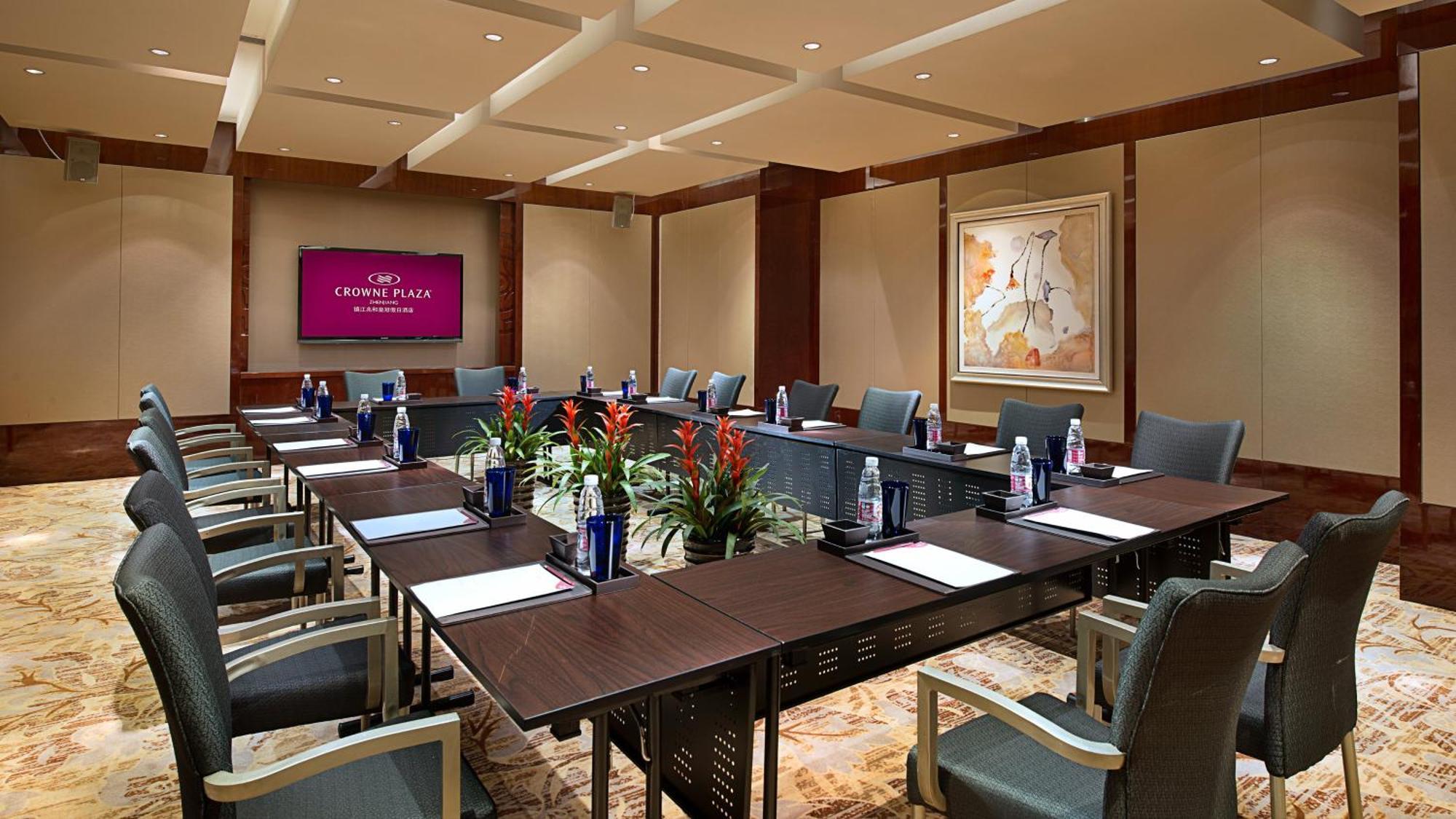ホテル Crowne Plaza Zhenjiang By Ihg エクステリア 写真