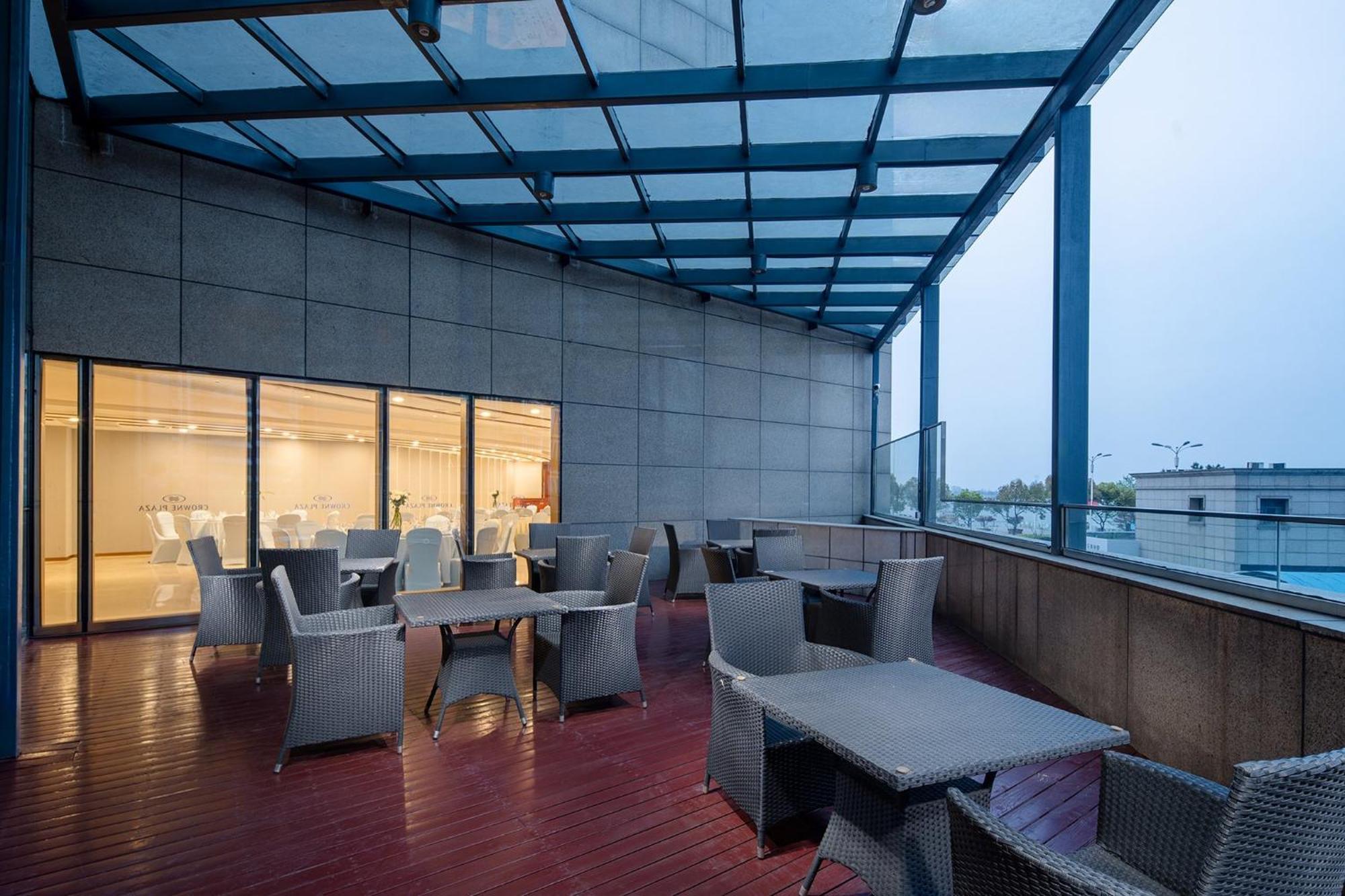 ホテル Crowne Plaza Zhenjiang By Ihg エクステリア 写真