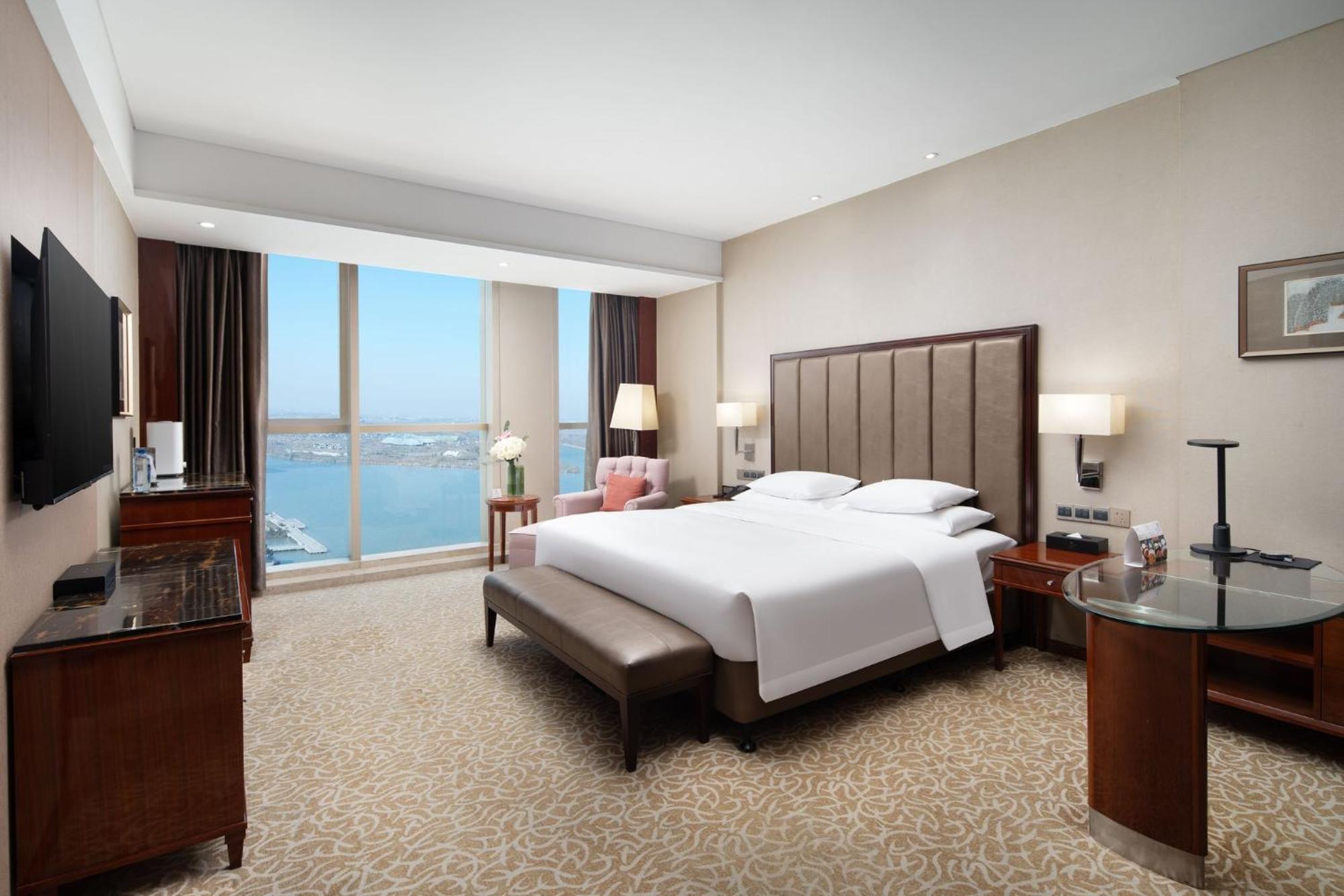 ホテル Crowne Plaza Zhenjiang By Ihg エクステリア 写真