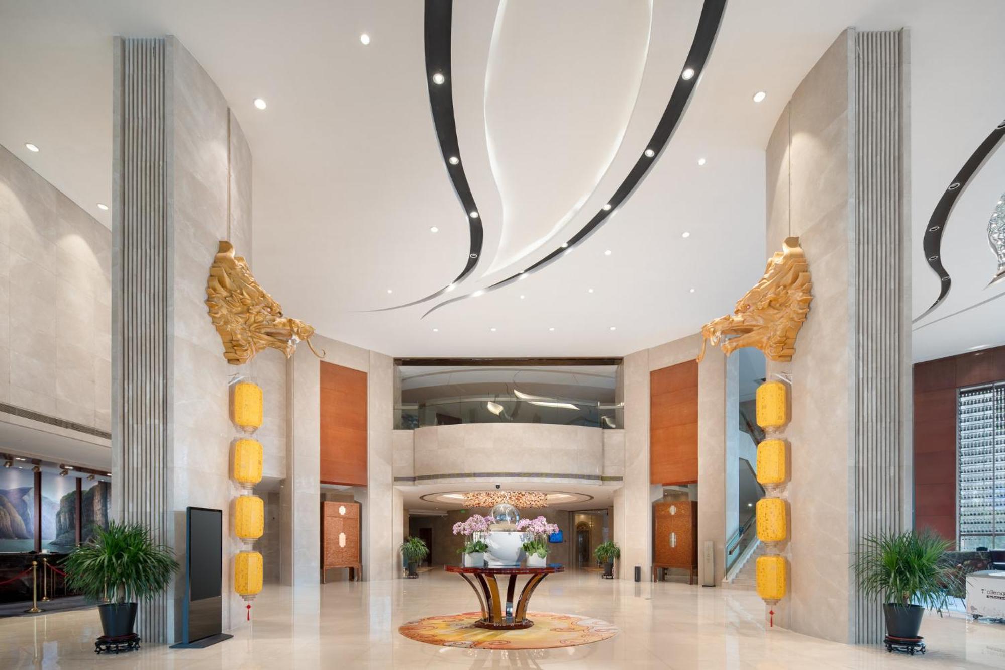 ホテル Crowne Plaza Zhenjiang By Ihg エクステリア 写真